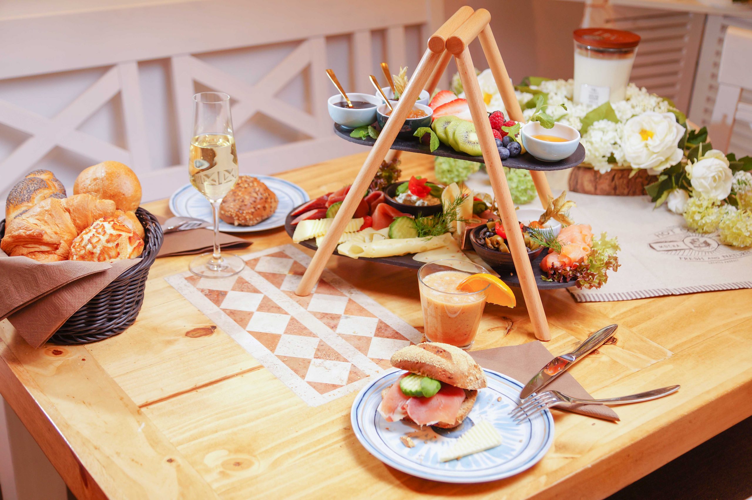 Frühstück im Dekocafé – Evis Deko und Cafe
